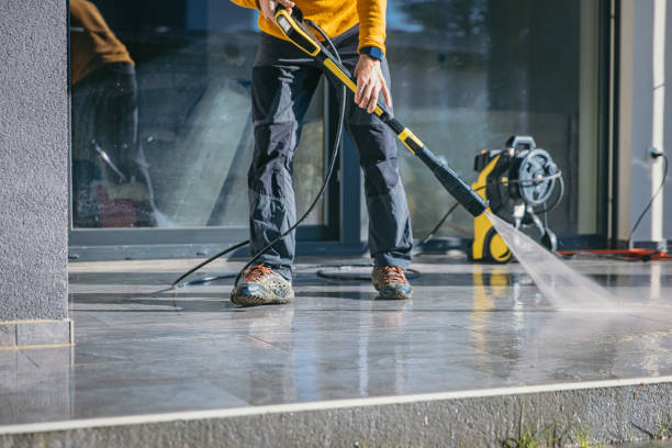 Best Parking Lot and Garage Cleaning  in Ishpeng, MI